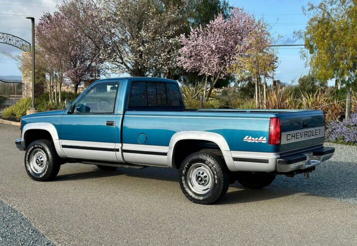 1992 Chevrolet K3500 6.2L Diesel Truck