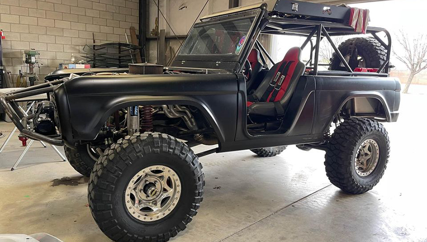 1970 Ford Bronco Rock Crawler