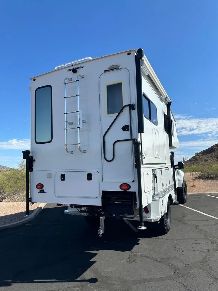 2023 Ford F550 with Host Truck Camper