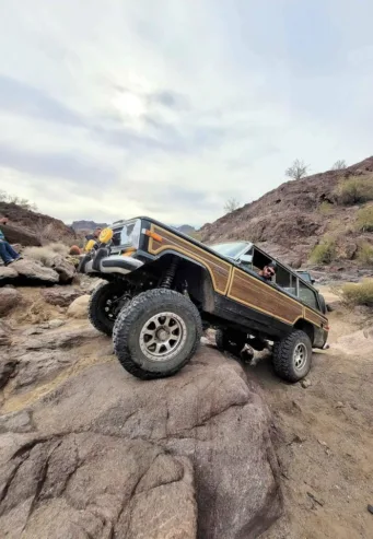 1989 Grand Wagoneer with TTB Conversion