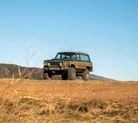 1989 Grand Wagoneer with TTB Conversion