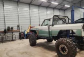 1972 Jeep J2000 Rock Crawler