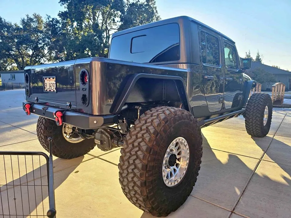 2023 Jeep Gladiator Mojave