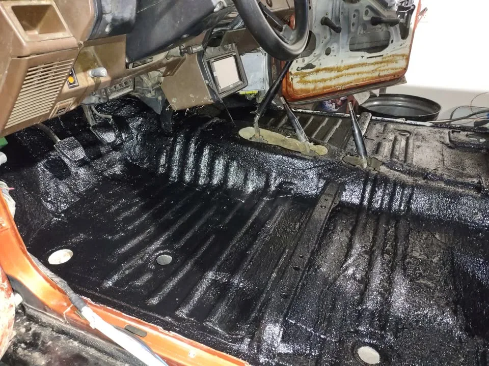 1985 Toyota 4Runner on 39″ IROC Super Swampers