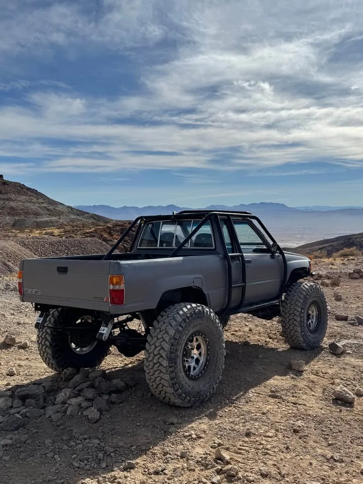 1986 Toyota Truck on 40″ Nitto Tires