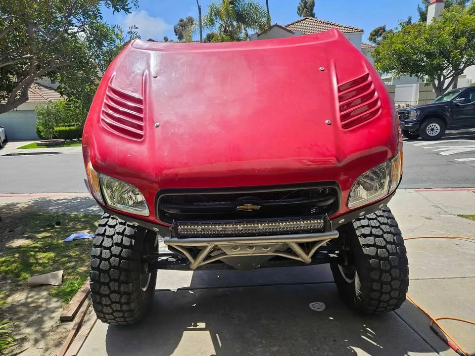 1989 Toyota 4Runner Prerunner with 2.5″ Kings and Bilstein Bypasses
