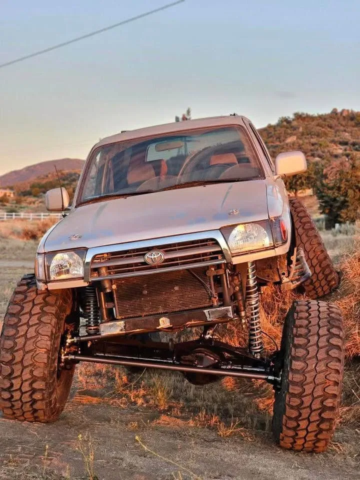 1997 Toyota 4Runner Linked Rock Crawler