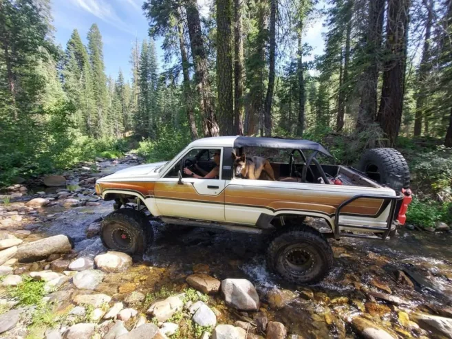 1986 1st Gen Toyota 4Runner Rock Crawler