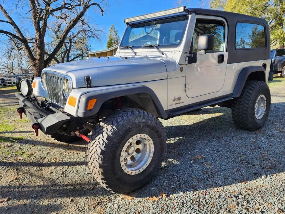 2004 Jeep LJ Wrangler Silver with Black Interior