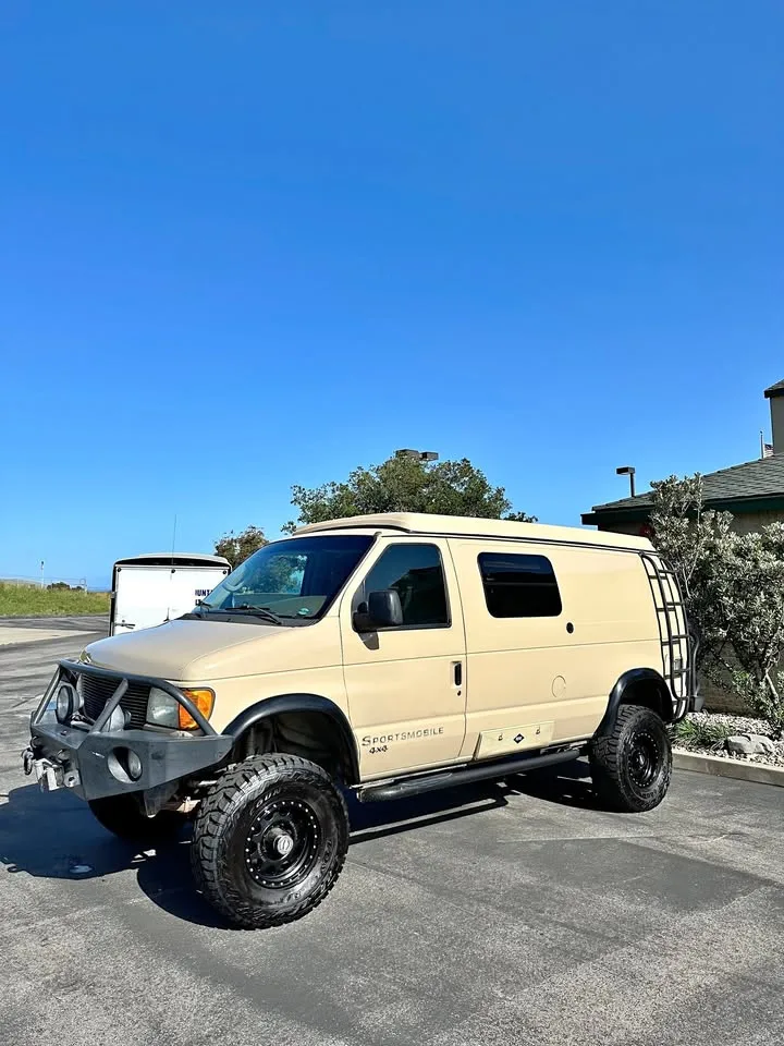 2005 Ford Sportsmobile 4×4 Van