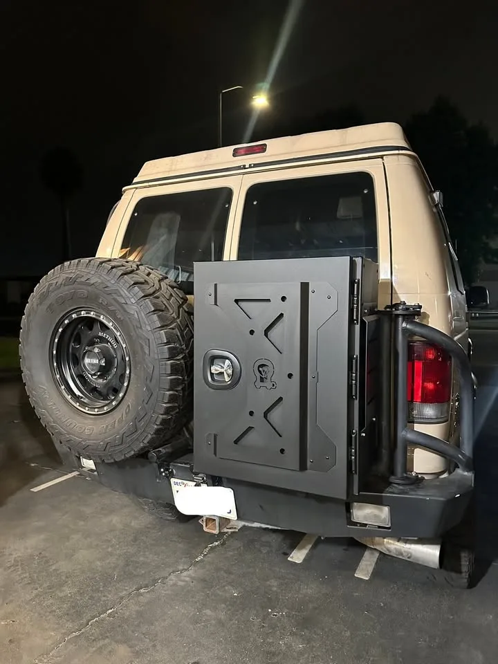 2005 Ford Sportsmobile 4×4 Van