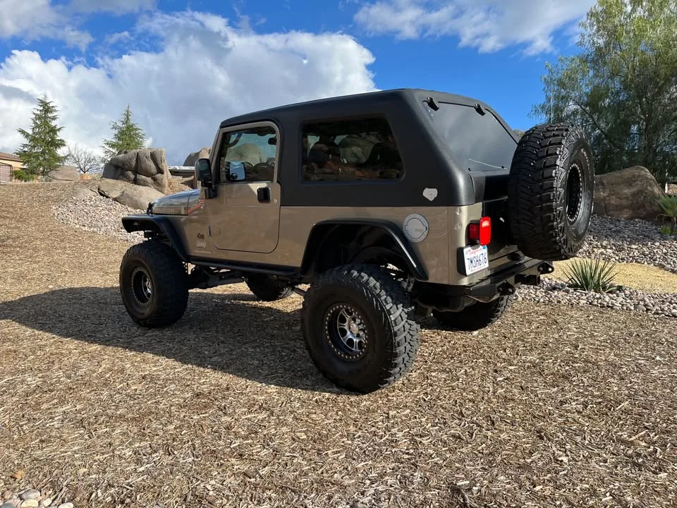 2006 Jeep LJ Rubicon Unlimited Tan
