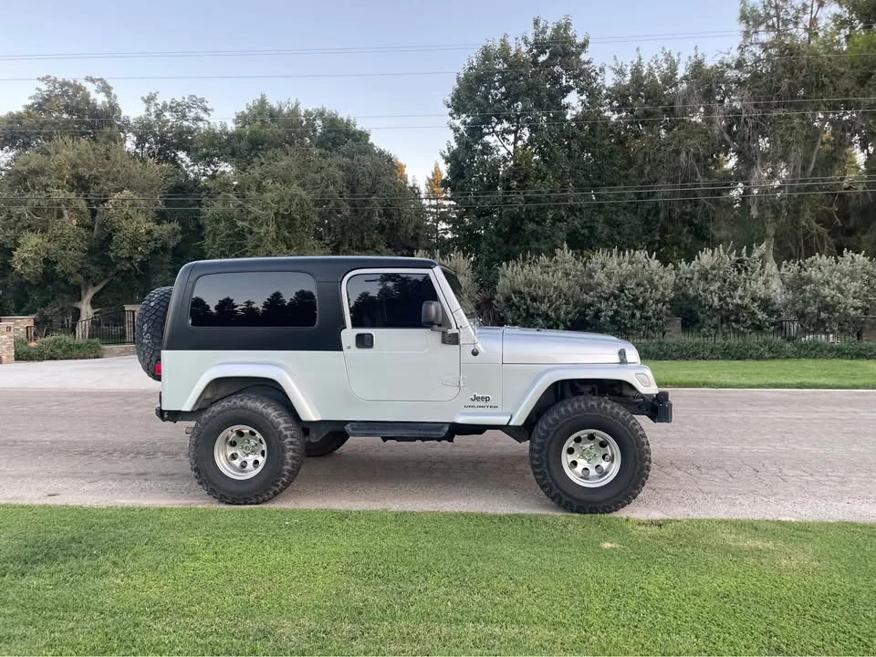 2006 Jeep LJ Unlimited Silver
