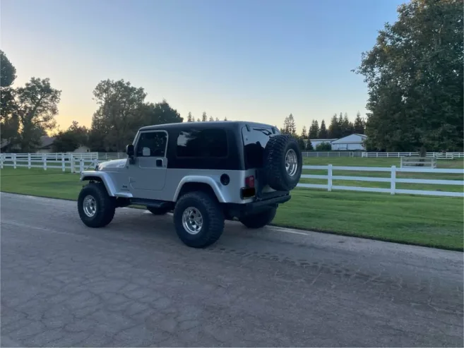 2006 Jeep LJ Unlimited Silver