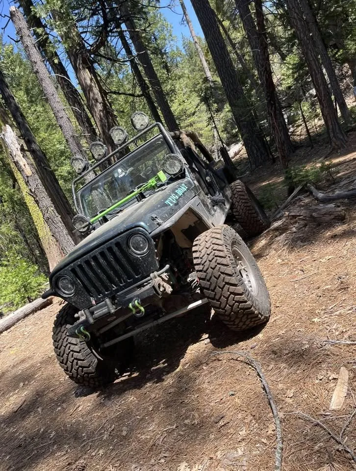 2006 Green Jeep LJ Wrangler Unlimited