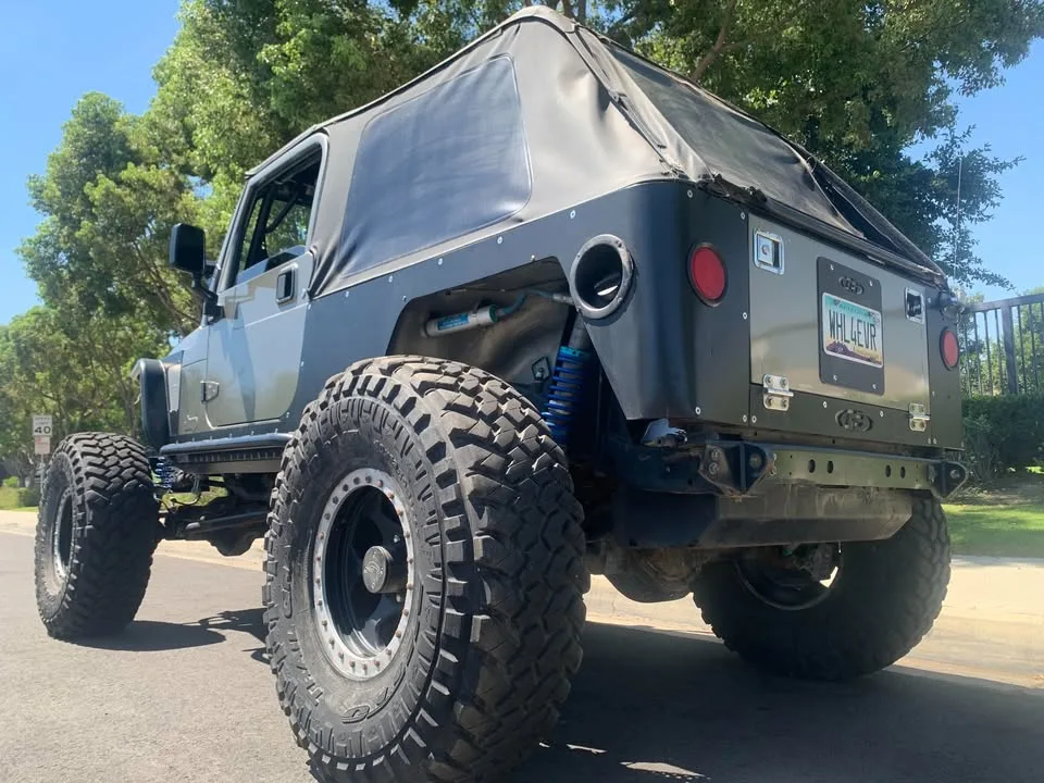 2005 Jeep LJ Unlimited Rock Crawler Brown