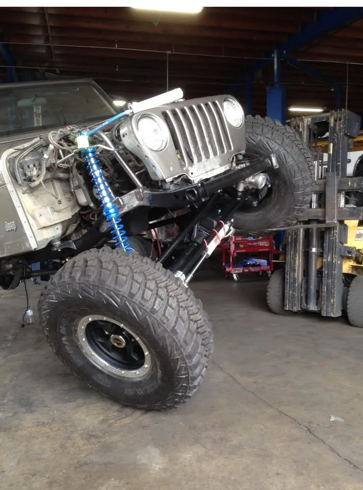 2005 Jeep LJ Unlimited Rock Crawler Brown