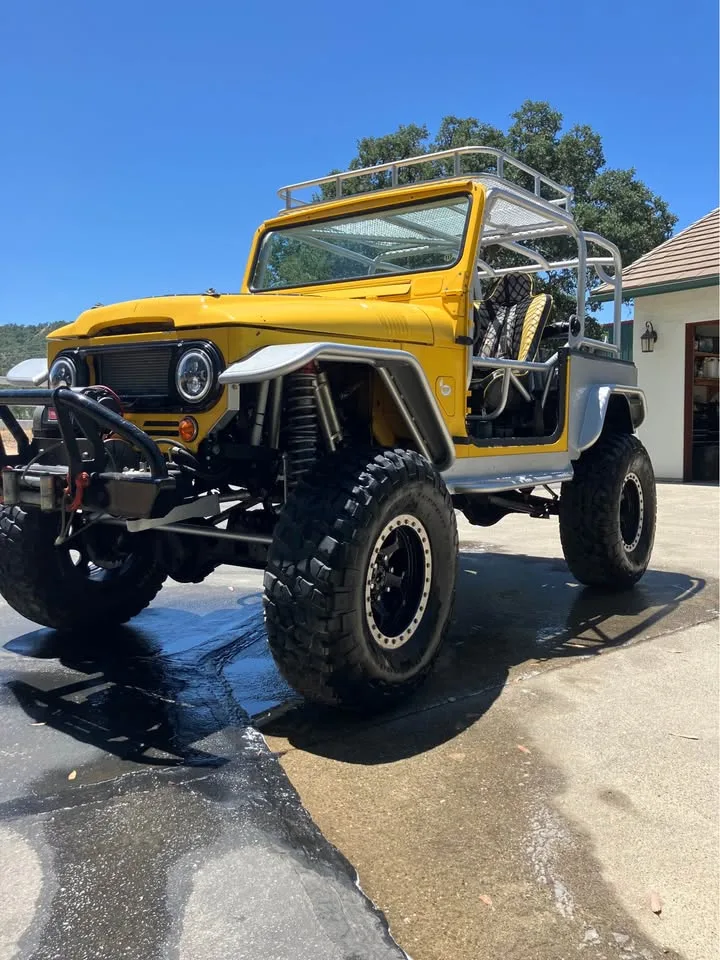 1963 Toyota FJ40 with ARB Lockers