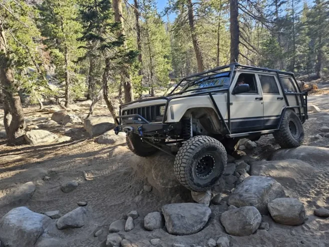 1997 Jeep Cherokee Sport with Exo Cage