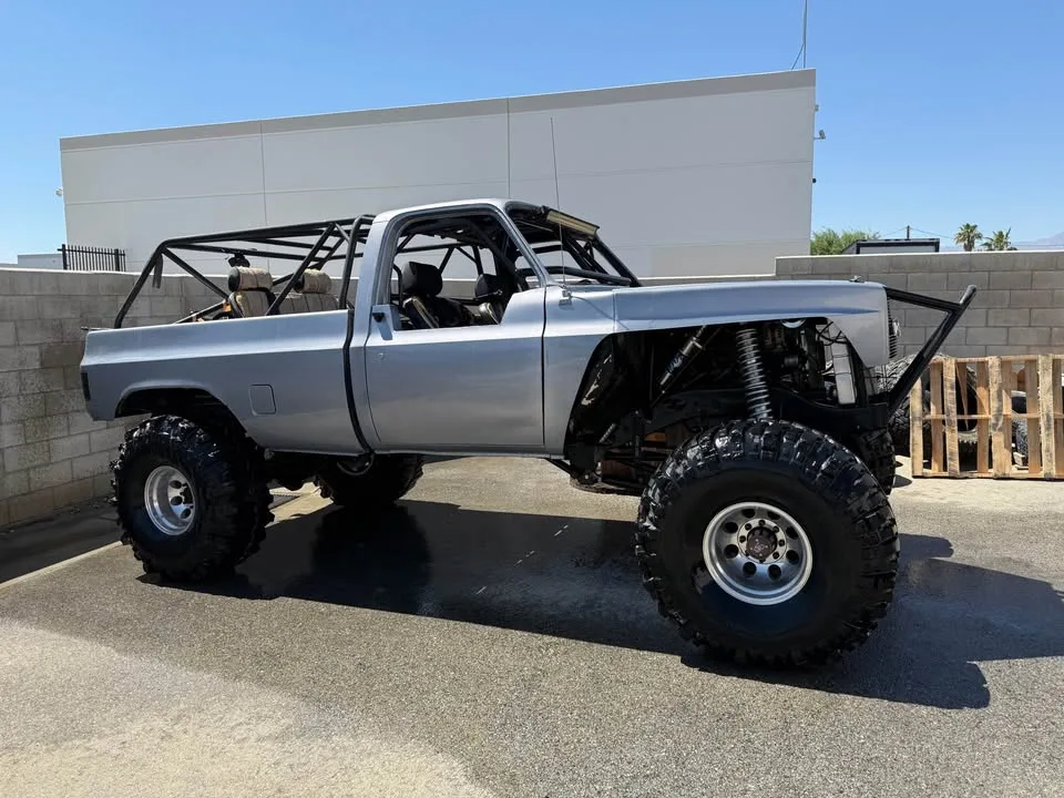 1981 GMC Truck Rock Crawler